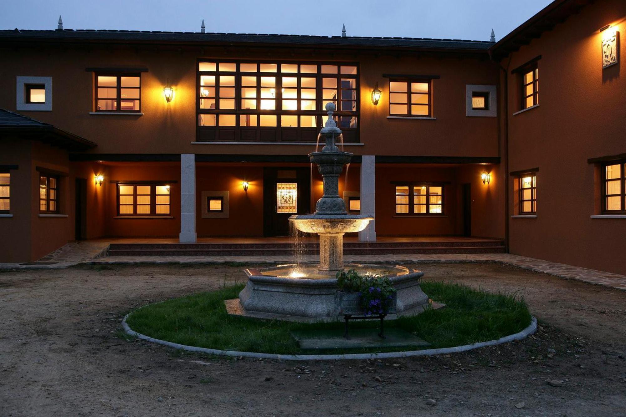 Hotel Rural Yeguada Albeitar Villayón 外观 照片
